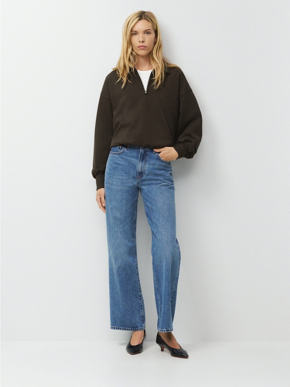 Aritzia Denim Forum The Farrah Medium Blue Hi-Rise Wide Jean